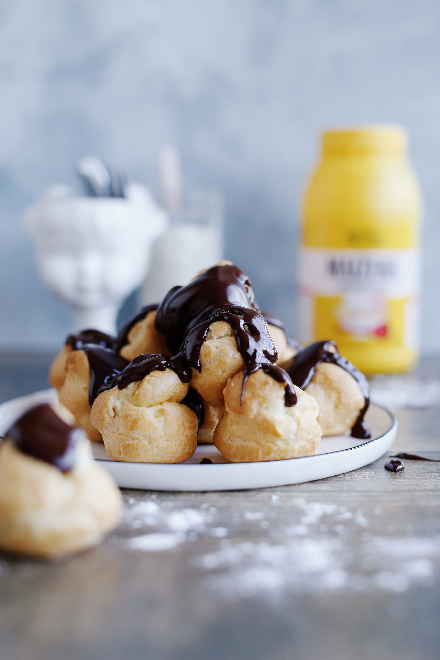profiteroles with warm chocolate sauce giraffes can bake